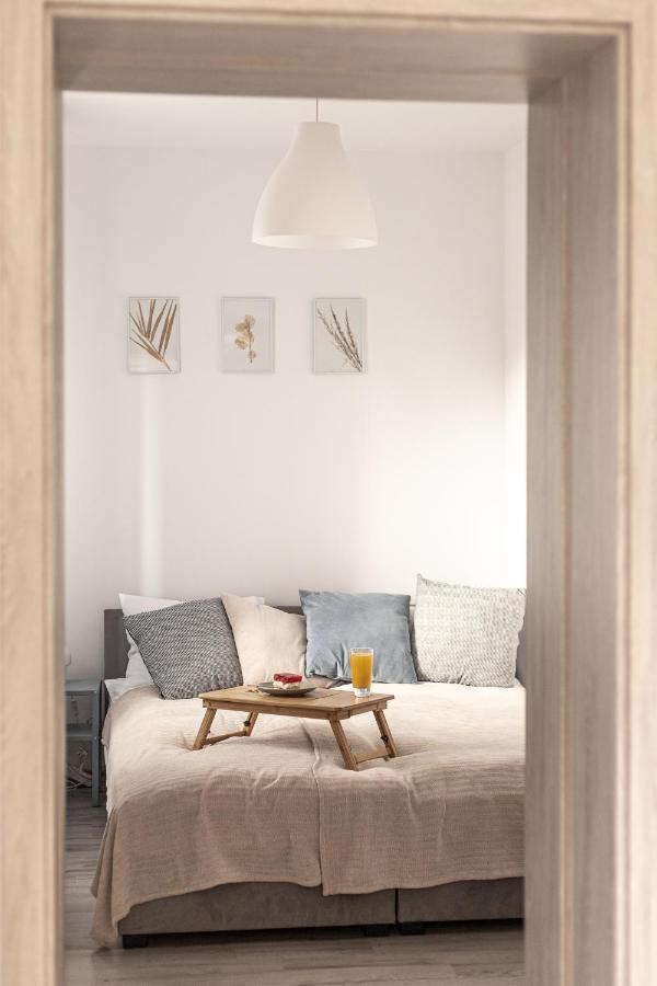 Apartament Pod Lasem Lejlighed Oldrzychowice Klodzkie Eksteriør billede